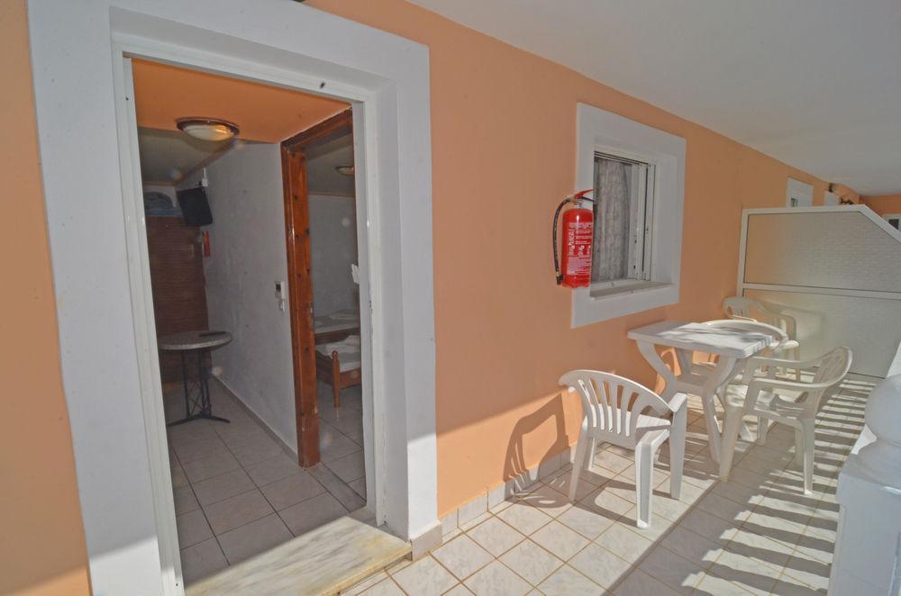 Athina Apartments Zante Extérieur photo